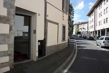 Bergamo Apartment And Room Itália
