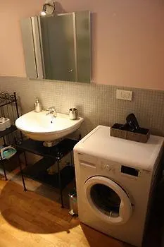 Bergamo Apartment And Room 0*,