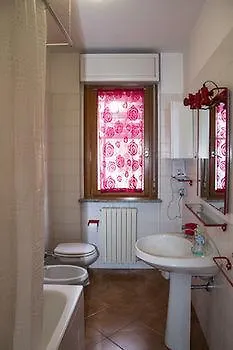 Bergamo Apartment And Room 0*,  Itália
