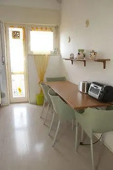 Bergamo Apartment And Room