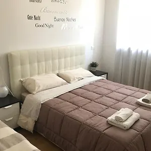  Apartament The Little House In